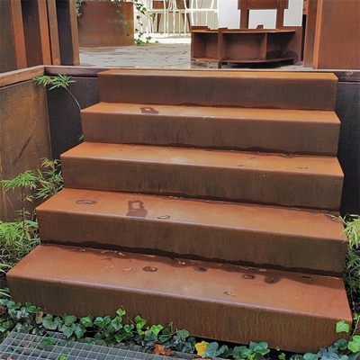 Wstępnie wyblakłe schody ogrodowe ze stali Corten o szerokości od 1000 mm do 3000 mm